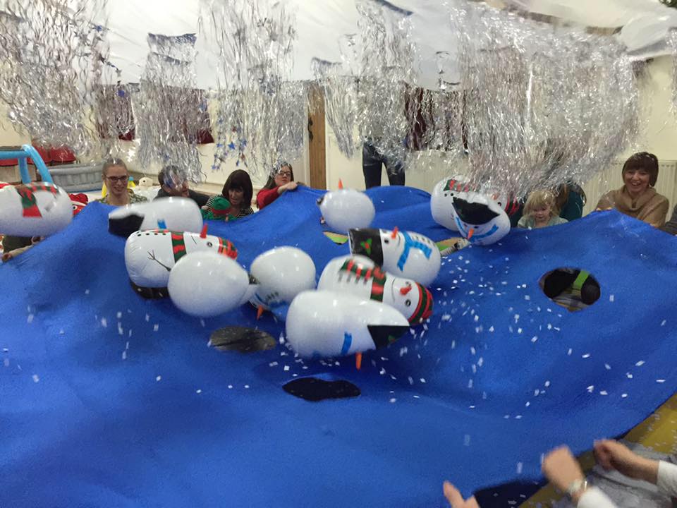 play groups and cafes for babies and toddlers around Barnsley, Baby sensory, winter activity