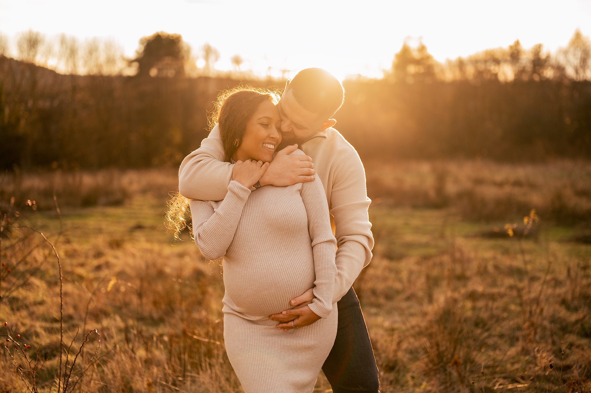 Maternity photographer Yorkshire, Barnsley - natural chic style